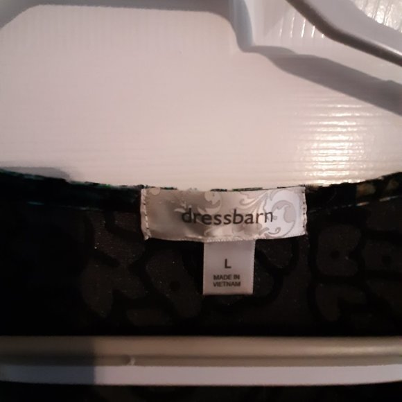 2 beautiful tops, very comfortable and feminine - Picture 4 of 8